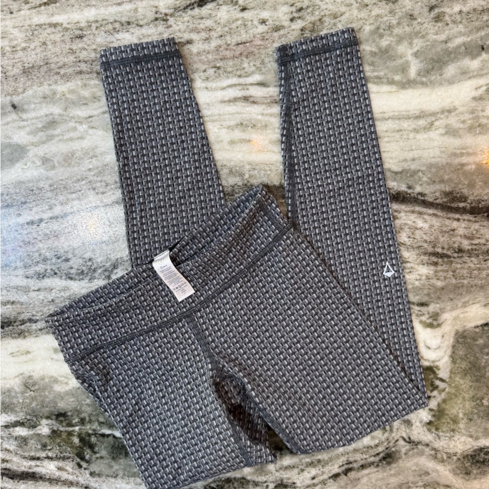 Ivivva Grey Patterned Leggings Girls Size 8